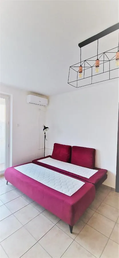 Old Town Apartment Bukarest 0*,  Románia